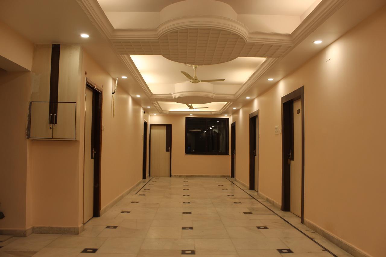 Hotel Kuber Palace ラーンチー エクステリア 写真